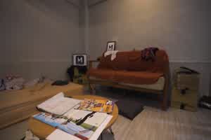 麻豆 学生妹沈娜娜被迫肉偿父债  背景图片