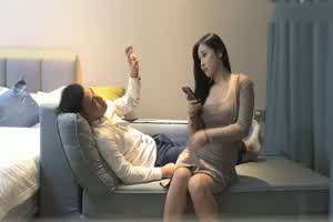 极品性感包臀裙妹子啪啪穿上黑丝骑乘猛操  背景图片