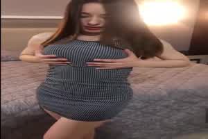 热门网曝 大白兔门事件  背景图片