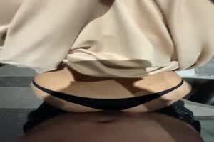 宝格丽十万门事件上海大学极品校花张芸  背景图片