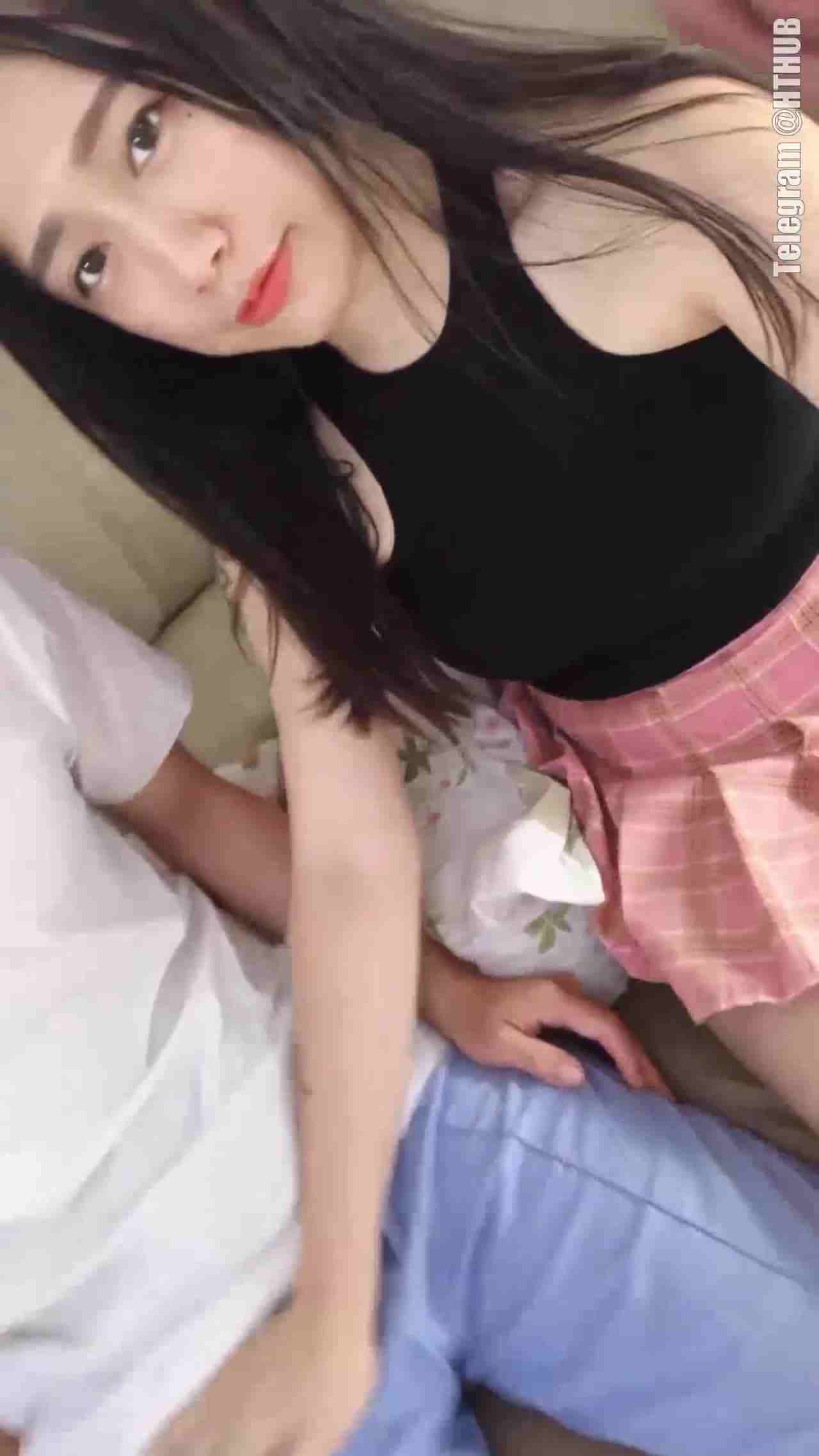  有这种女友只需要躺好 的剧照3