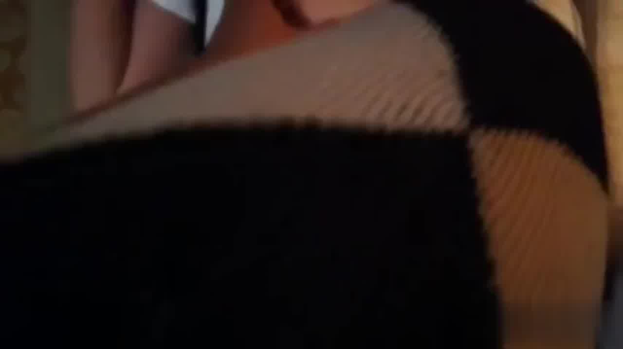  【门事件】已婚Coser一晚要价2万！10援交影片疯传万人求档！ 的剧照9