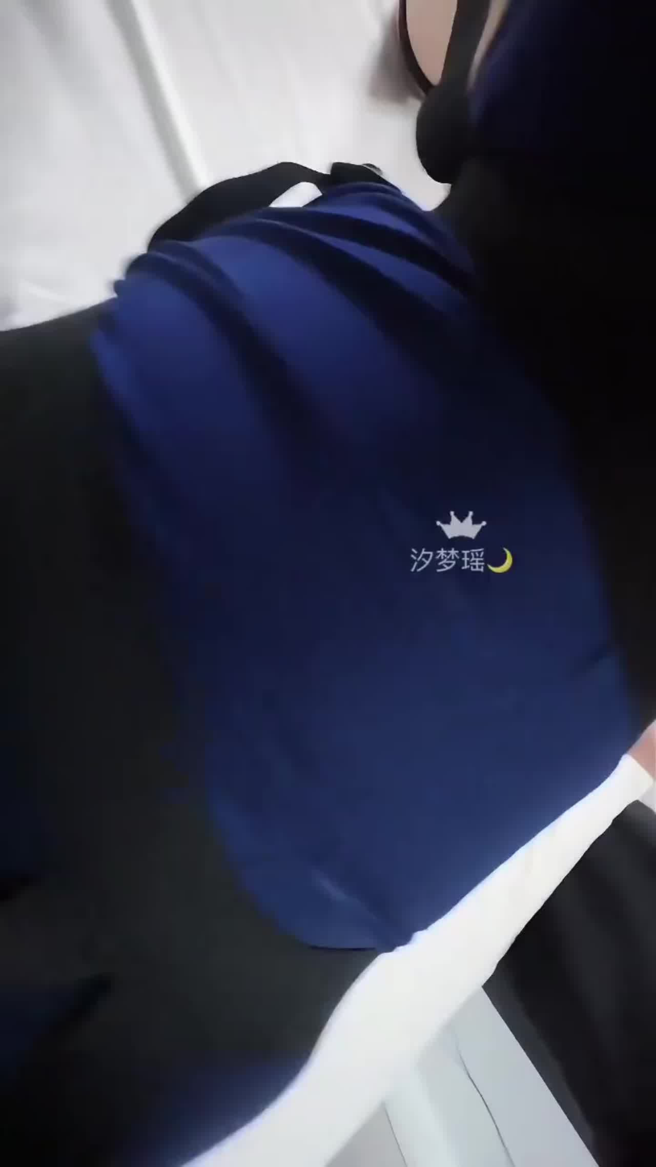  自购推特绿帽奴-阴茎检察官来了，土豪定制剧情，不是这土豪，估计他老公一辈子不能内射她，罕见的上场做爱 的剧照2