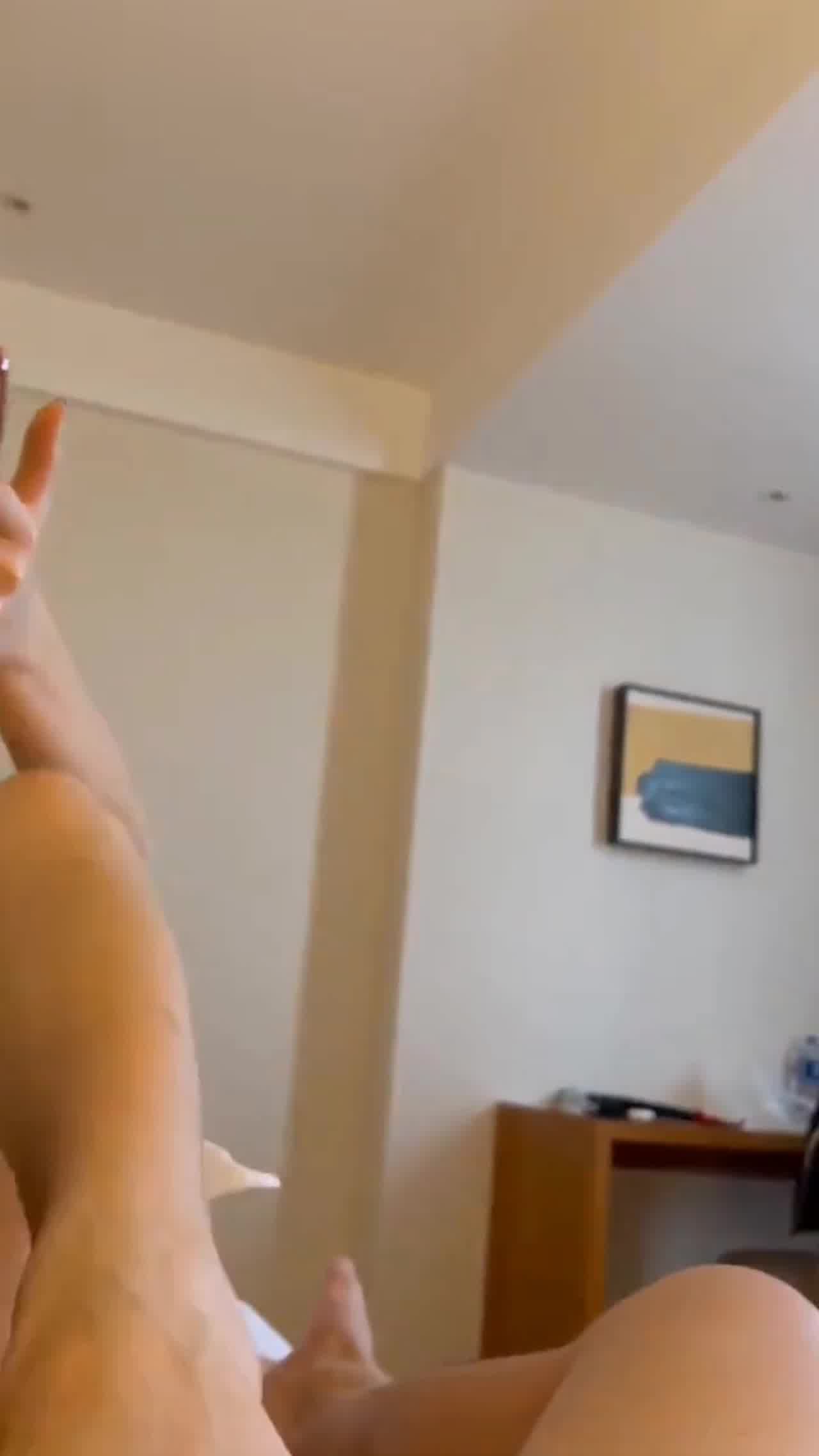  足交不一样的快乐 的剧照3