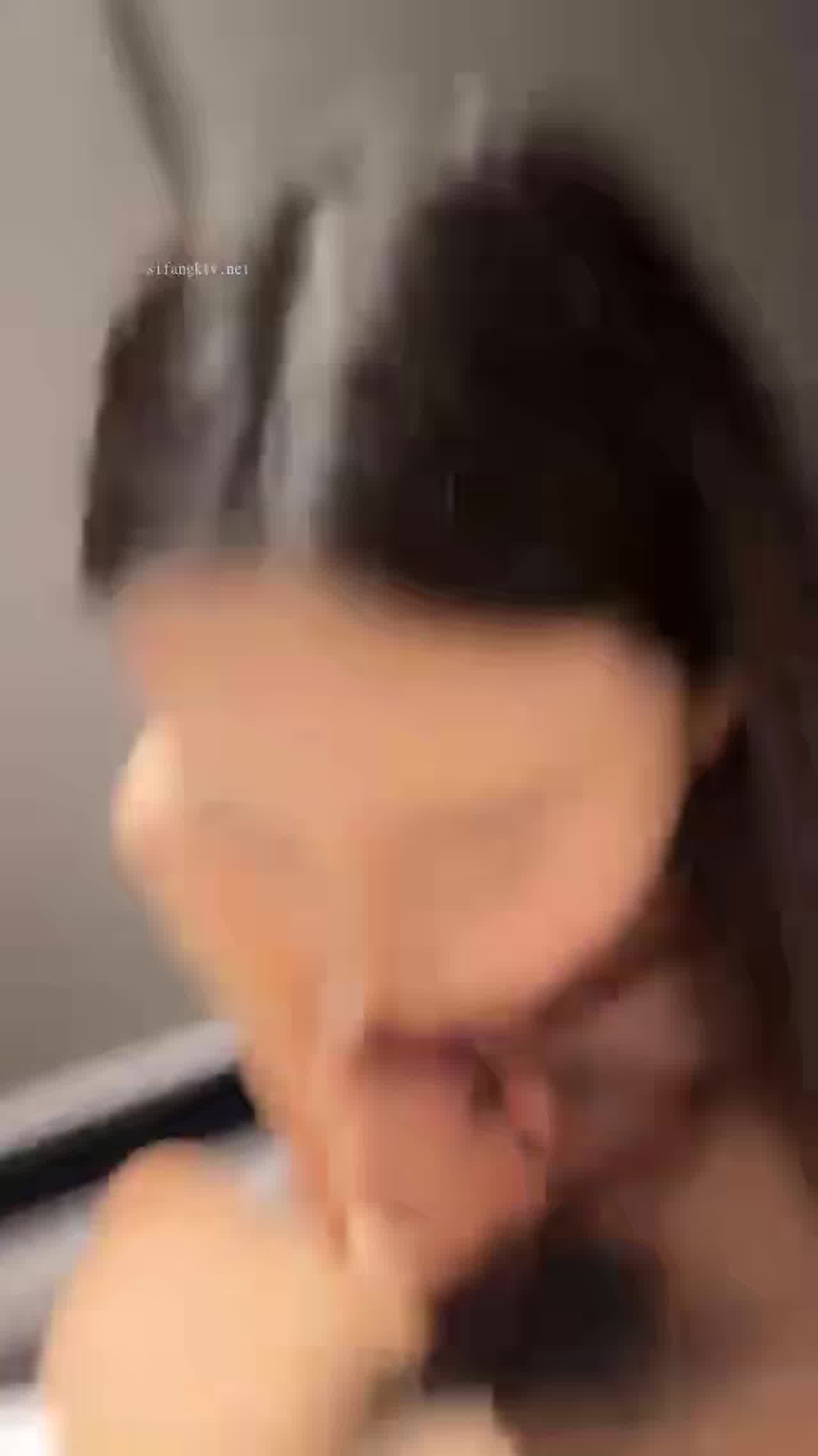  顶级颜值留学生【留学日记】 酒店约炮出轨男友 无套啪啪 的剧照6