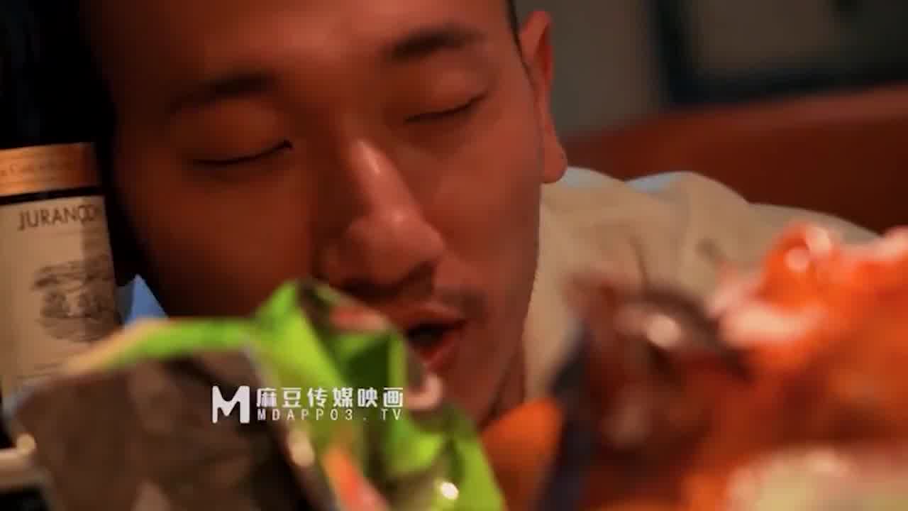  麻豆 寄生下流 致敬奥斯卡经典长片 的剧照9